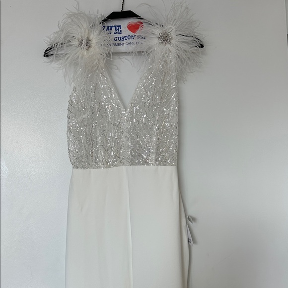 BNWT NADINE MERABI White Feathered Elissa Jumpsuit - Picture 6 of 16